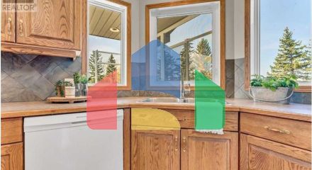 Residential - Single Family Home - Medicine Hat, Canada - Canada