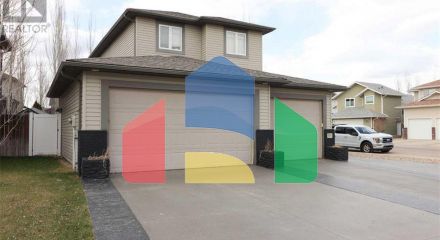 Residential - Single Family Home - Medicine Hat, Canada - Canada