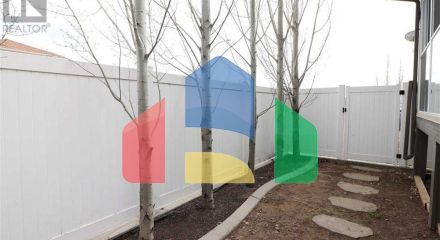 Residential - Single Family Home - Medicine Hat, Canada - Canada