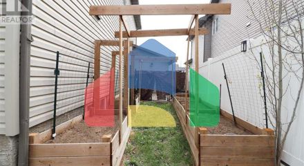 Residential - Single Family Home - Medicine Hat, Canada - Canada