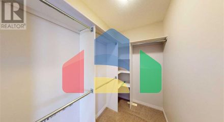 Residential - Single Family Home - Medicine Hat, Canada - Canada