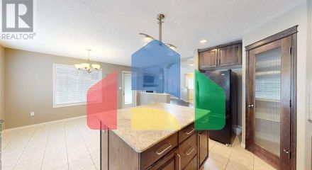 Residential - Single Family Home - Medicine Hat, Canada - Canada