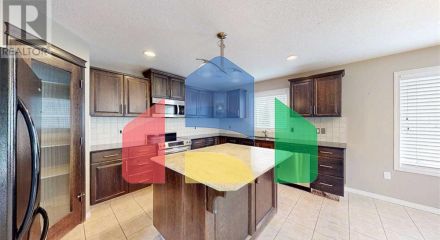 Residential - Single Family Home - Medicine Hat, Canada - Canada