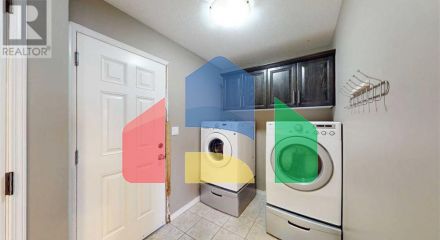 Residential - Single Family Home - Medicine Hat, Canada - Canada