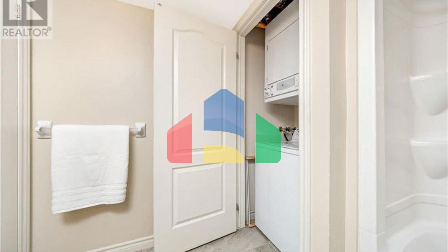 Residential - Condo/Apartment - Milton, Canada - Canada