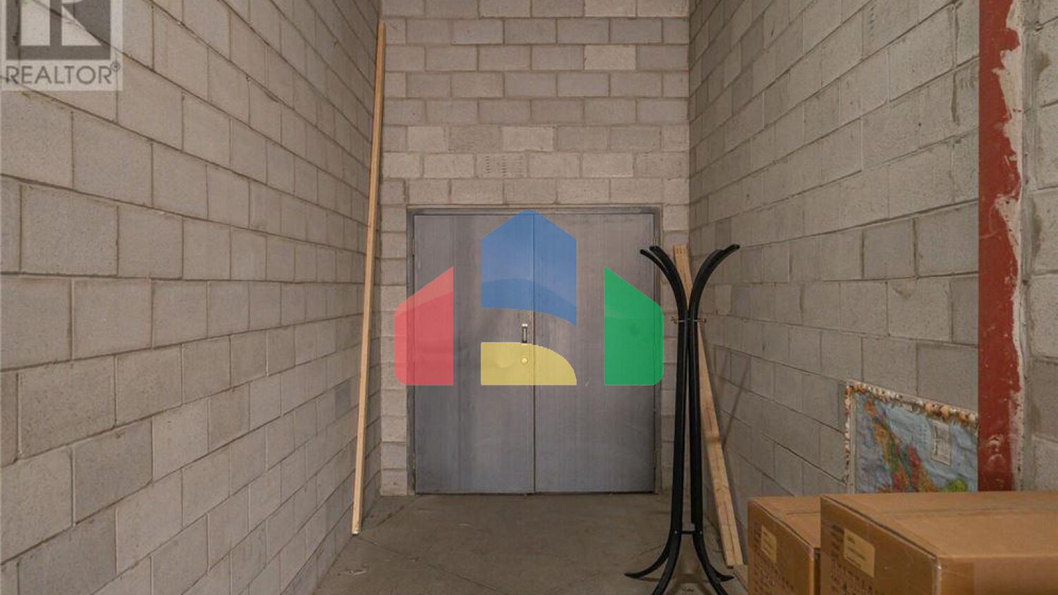 Commercial - Commercial/Retail - Mississauga, Canada - Canada