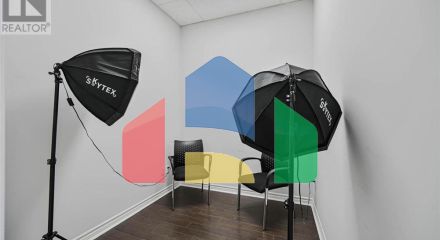 Commercial - Commercial/Retail - Mississauga, Canada - Canada