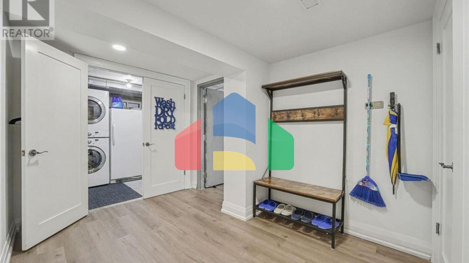 Residential - Multi-Family - Mississauga, Canada - Canada