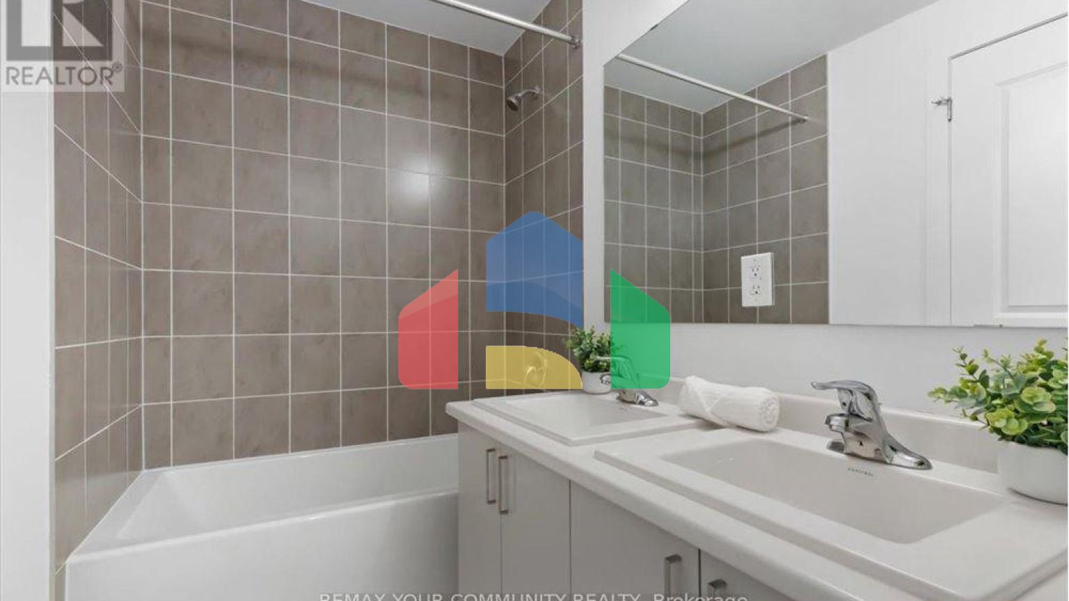 Residential - Condo/Apartment - Mississauga, Canada - Canada