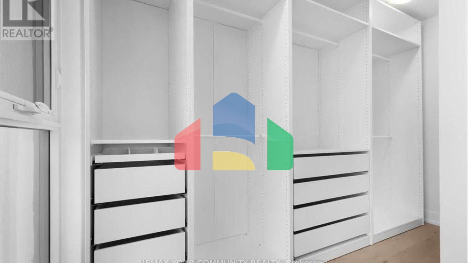 Residential - Condo/Apartment - Mississauga, Canada - Canada