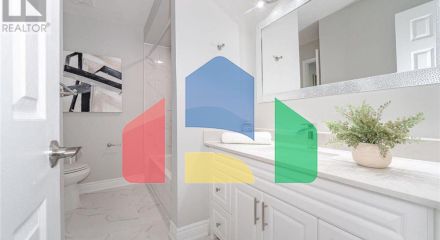 Residential - Townhouse - Mississauga, Canada - Canada