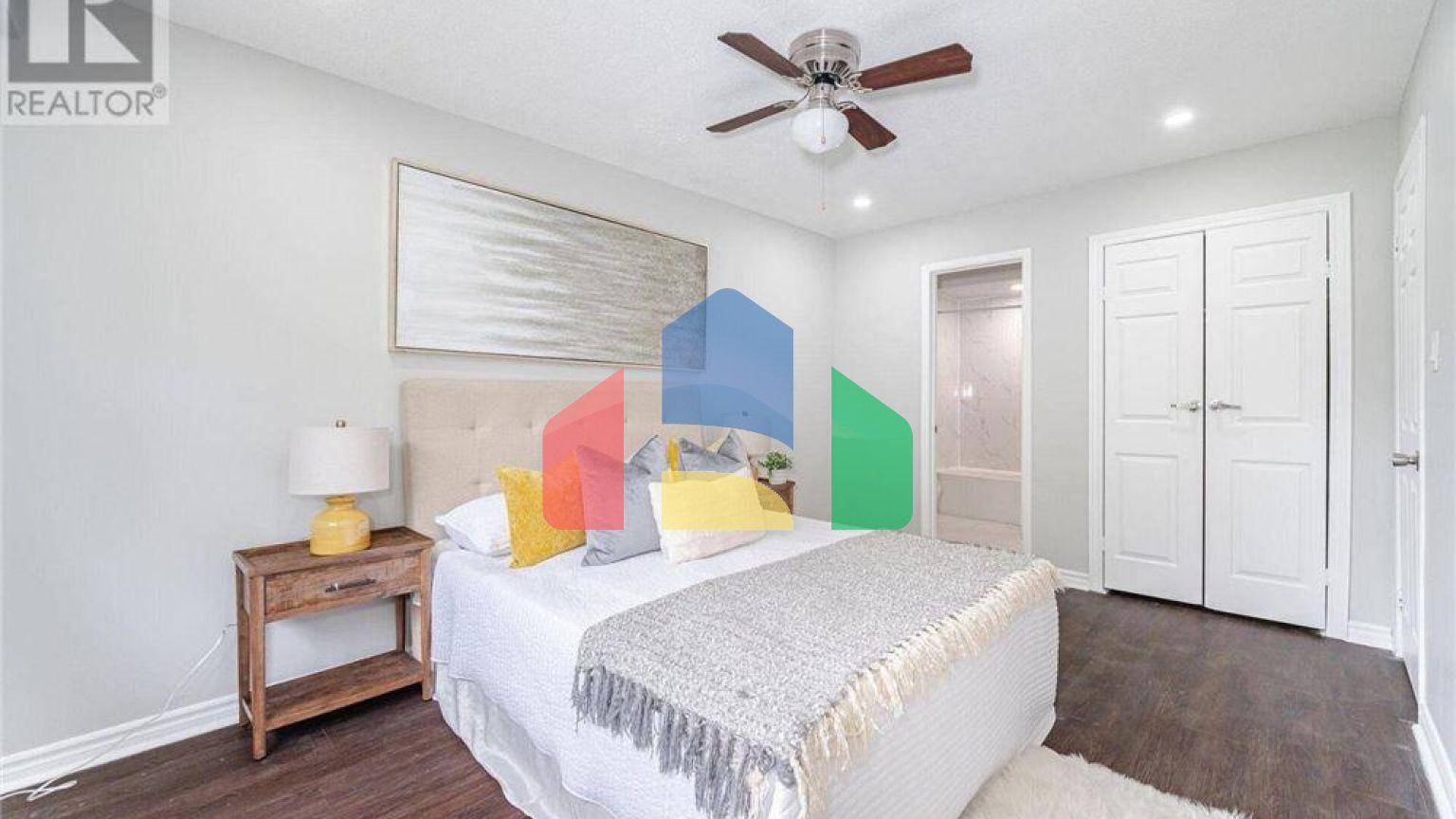 Residential - Townhouse - Mississauga, Canada - Canada