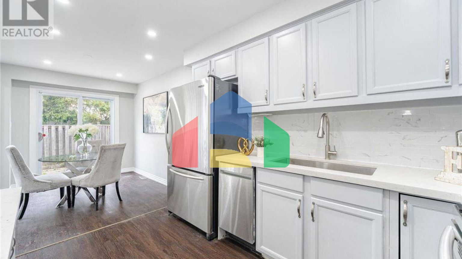 Residential - Townhouse - Mississauga, Canada - Canada