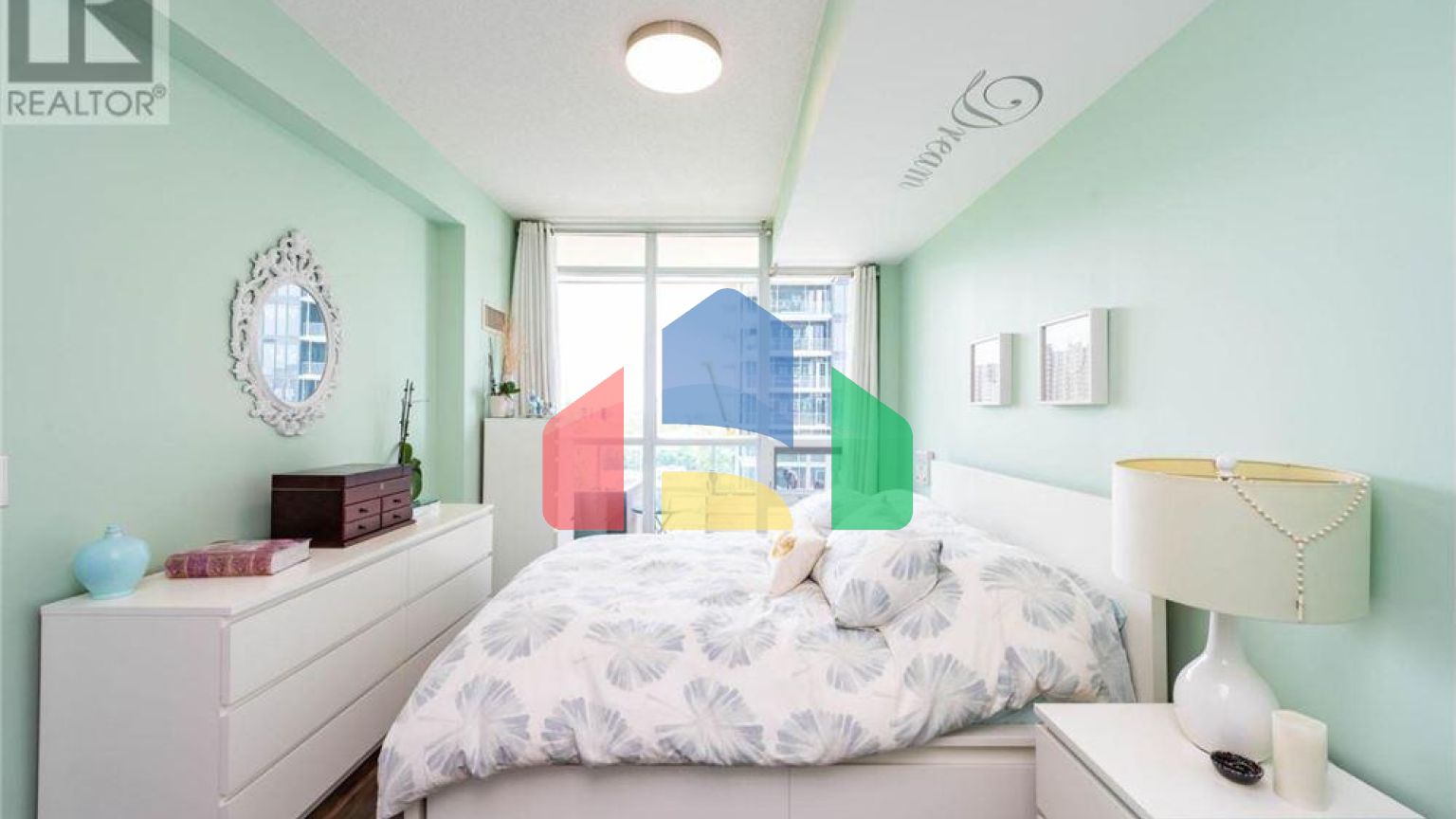 Residential - Single Family Home - Mississauga, Canada - Canada