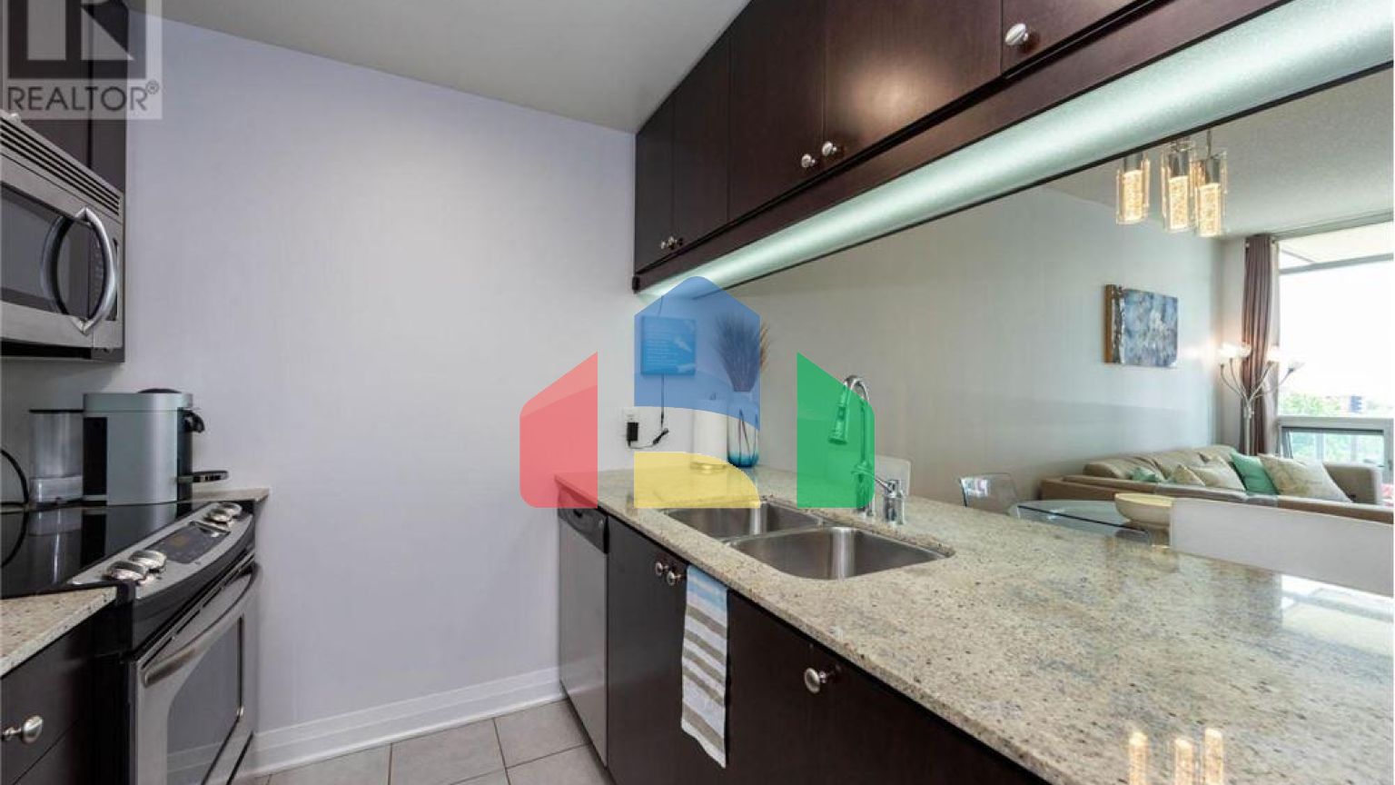 Residential - Single Family Home - Mississauga, Canada - Canada