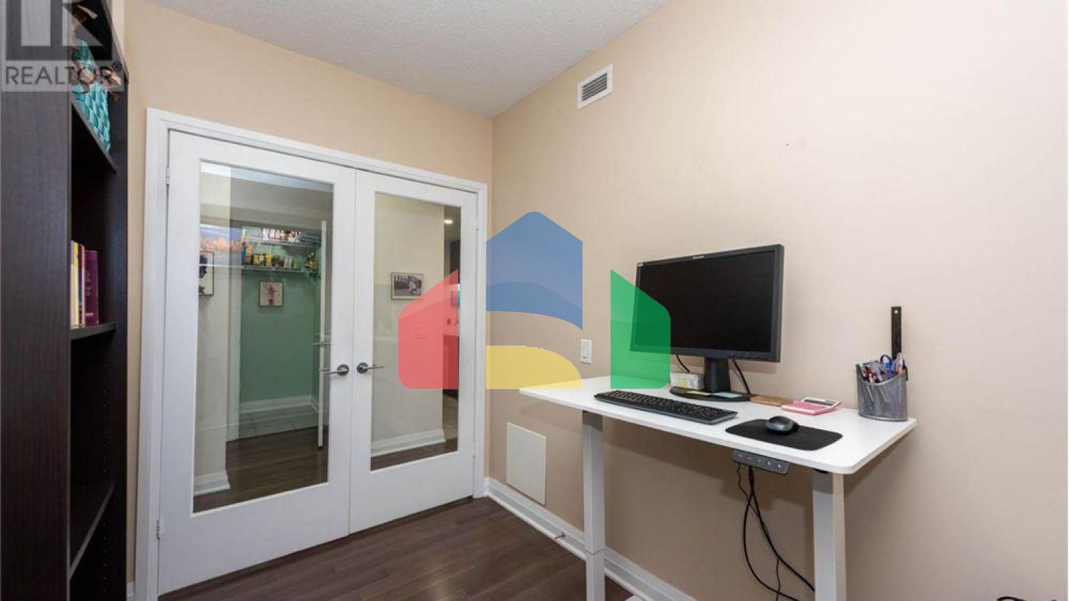 Residential - Single Family Home - Mississauga, Canada - Canada