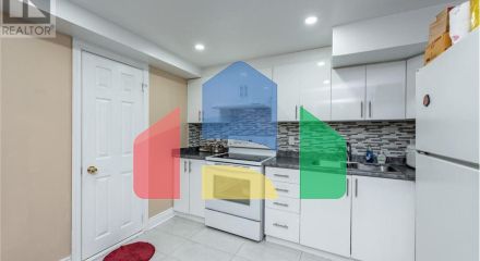 Residential - Single Family Home - Mississauga, Canada - Canada