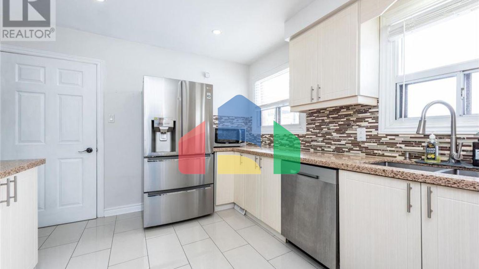 Residential - Single Family Home - Mississauga, Canada - Canada