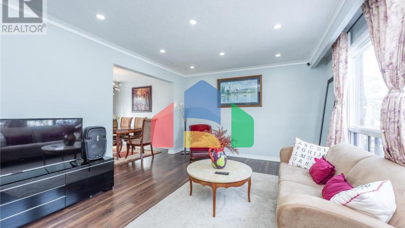 Residential - Single Family Home - Mississauga, Canada - Canada