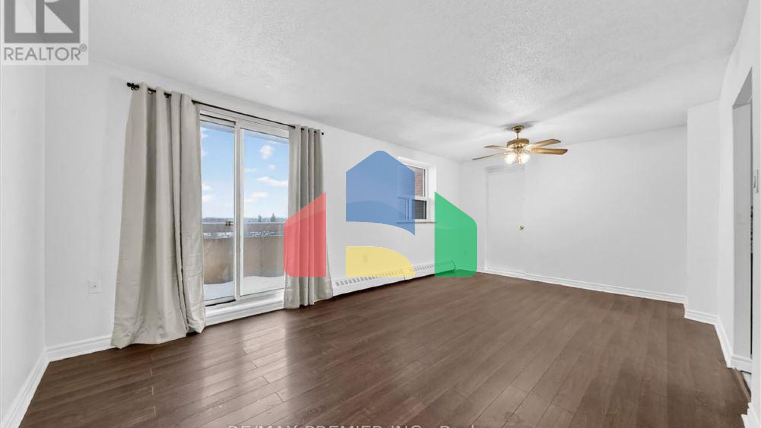 Residential - Condo/Apartment - Mississauga, Canada - Canada