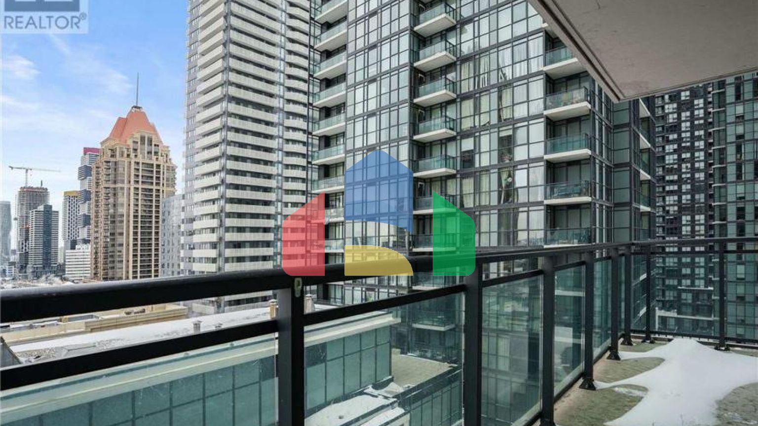 Residential - Single Family Home - Mississauga, Canada - Canada