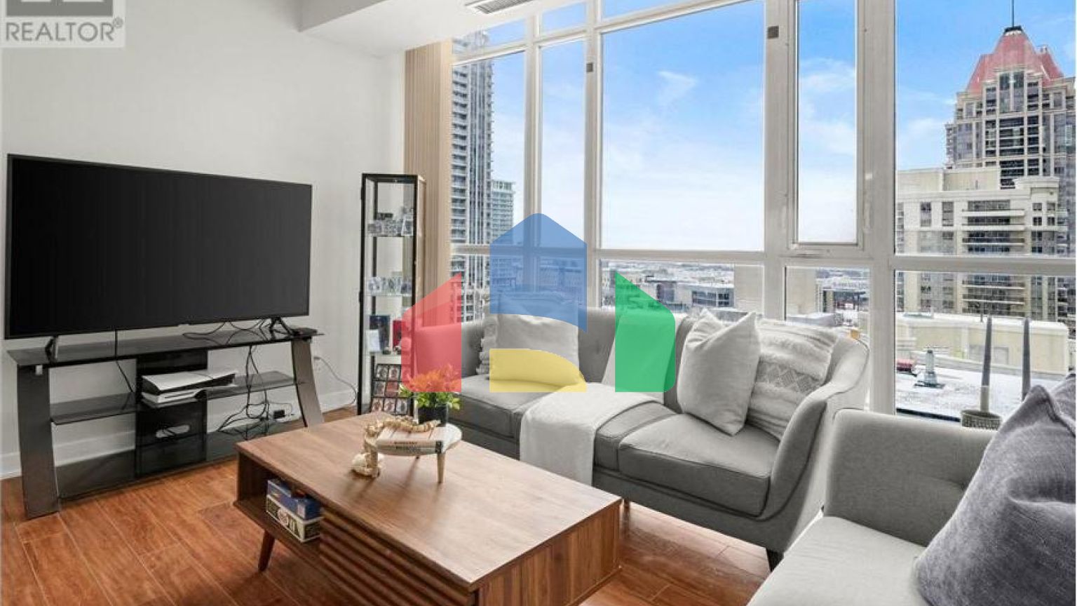 Residential - Single Family Home - Mississauga, Canada - Canada