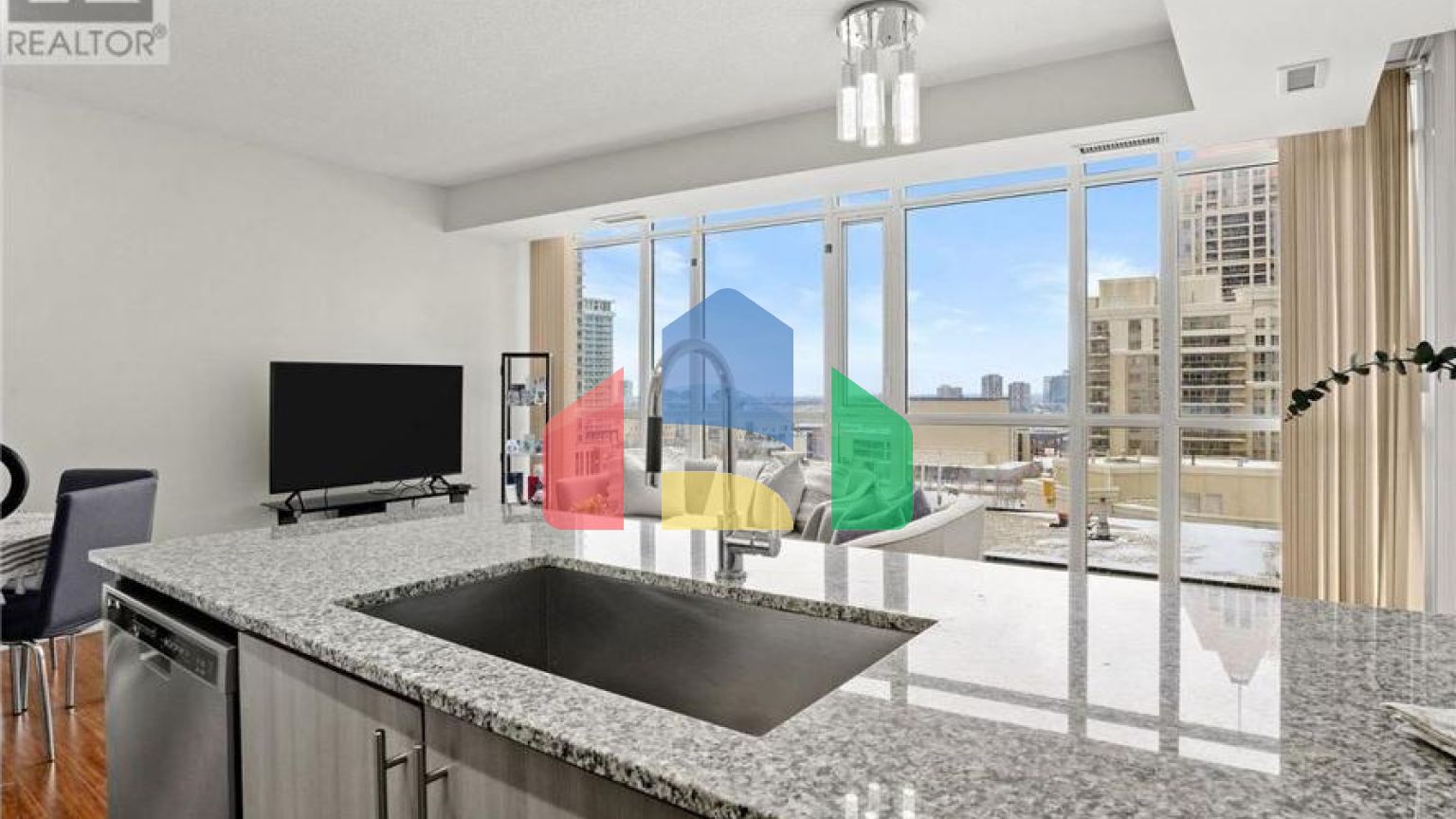 Residential - Single Family Home - Mississauga, Canada - Canada