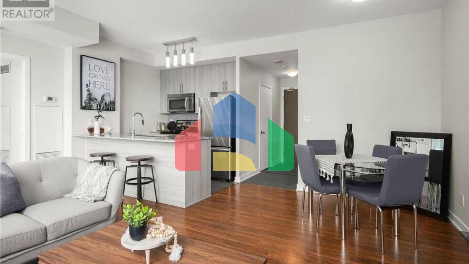 Residential - Single Family Home - Mississauga, Canada - Canada