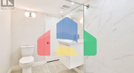 Residential - Single Family Home - Mississauga, Canada - Canada