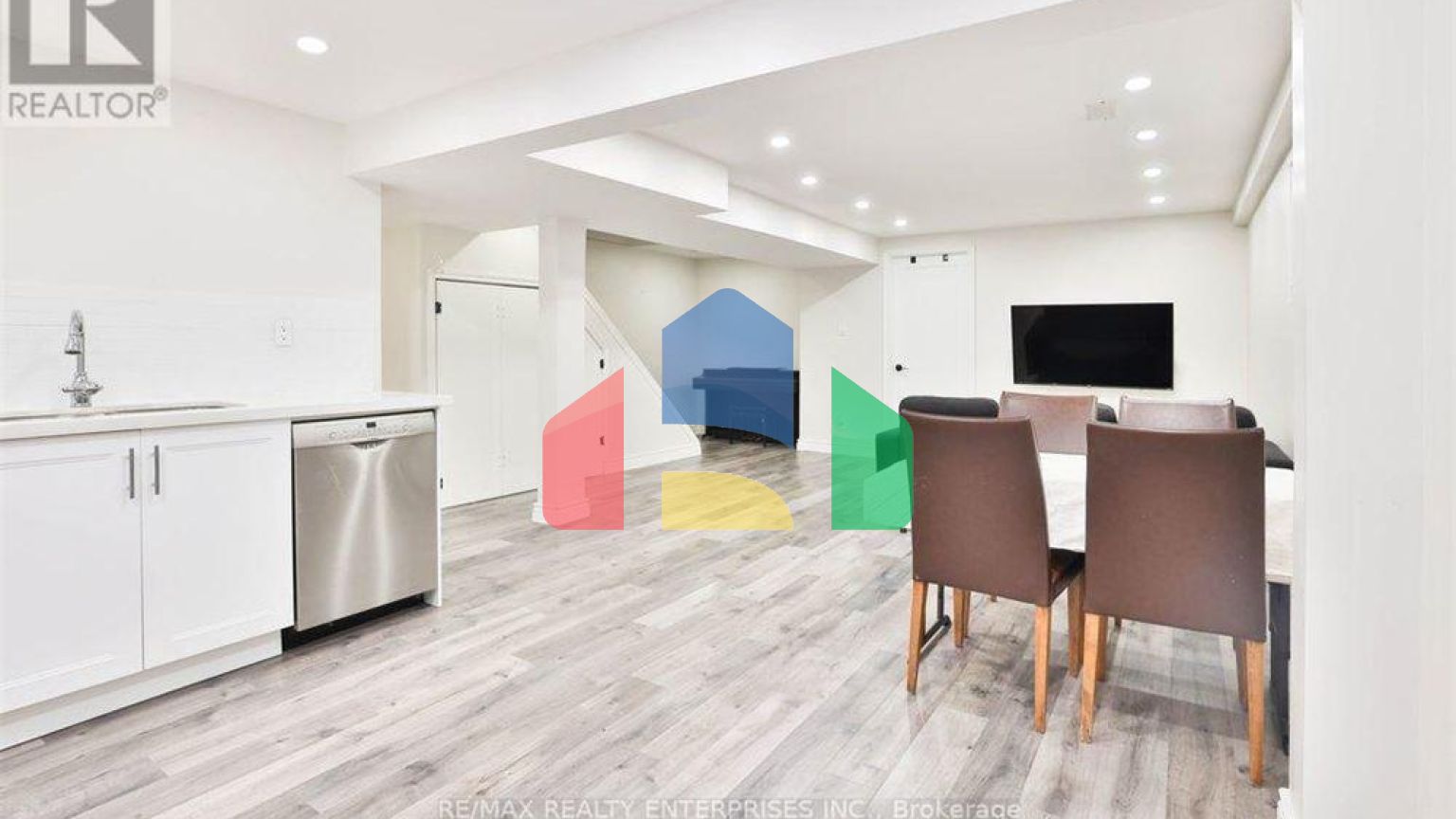 Residential - Single Family Home - Mississauga, Canada - Canada