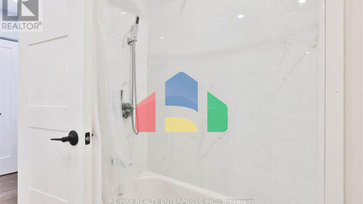 Residential - Single Family Home - Mississauga, Canada - Canada