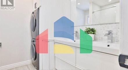 Residential - Single Family Home - Mississauga, Canada - Canada