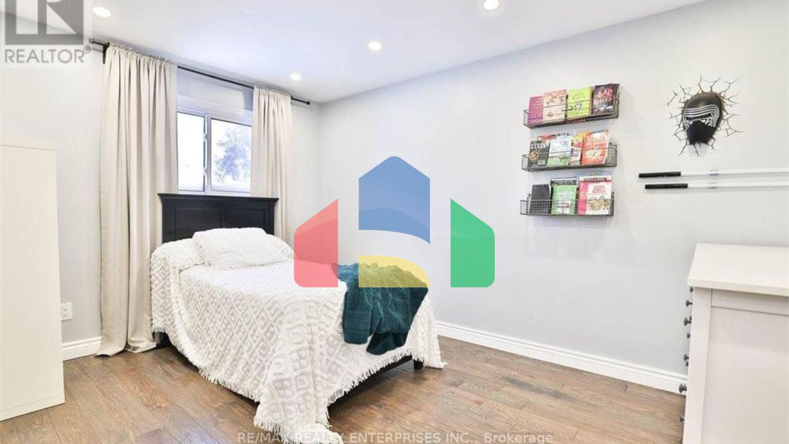 Residential - Single Family Home - Mississauga, Canada - Canada