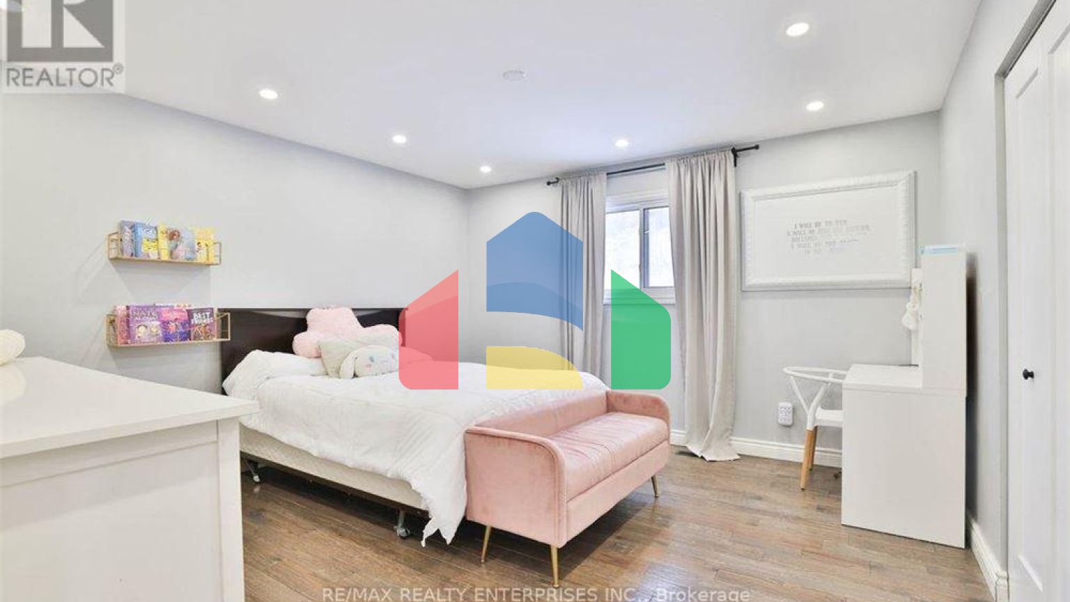 Residential - Single Family Home - Mississauga, Canada - Canada