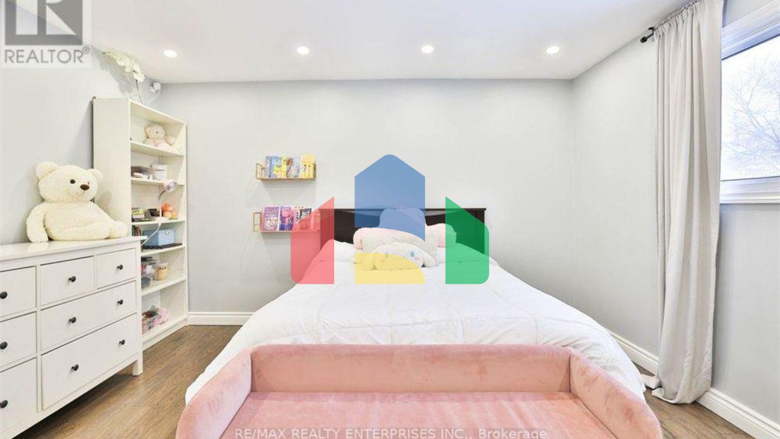 Residential - Single Family Home - Mississauga, Canada - Canada