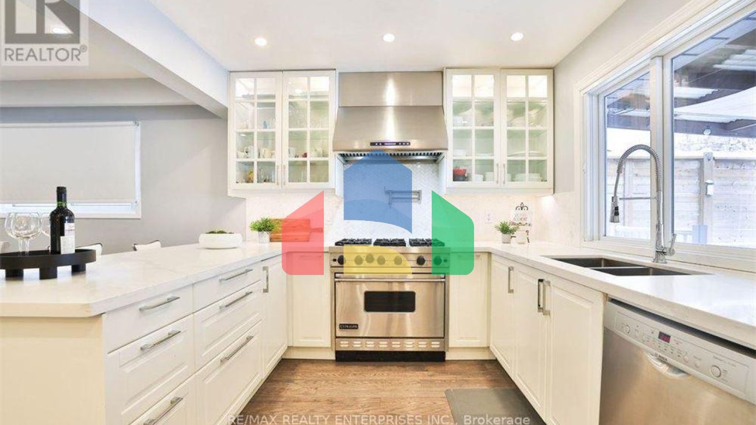 Residential - Single Family Home - Mississauga, Canada - Canada