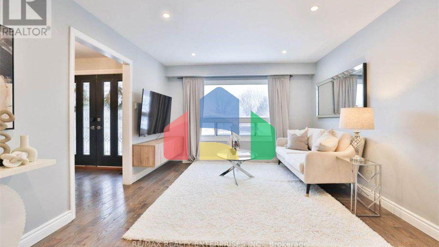 Residential - Single Family Home - Mississauga, Canada - Canada