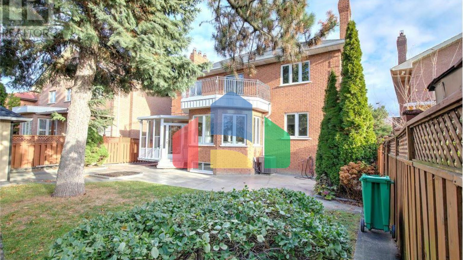 Residential - Single Family Home - Mississauga, Canada - Canada