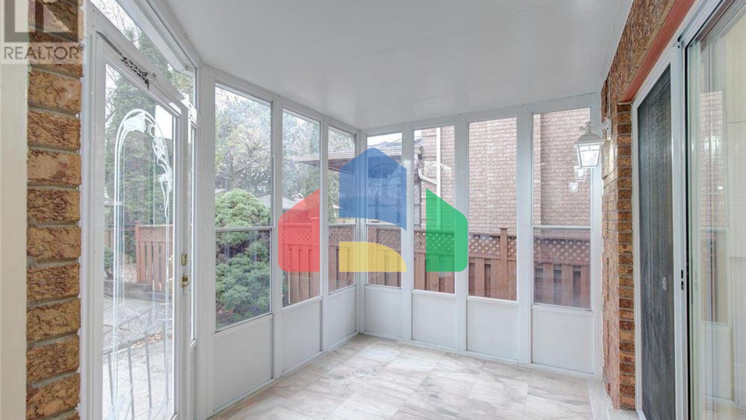 Residential - Single Family Home - Mississauga, Canada - Canada