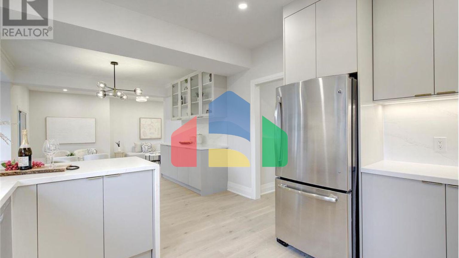 Residential - Single Family Home - Mississauga, Canada - Canada