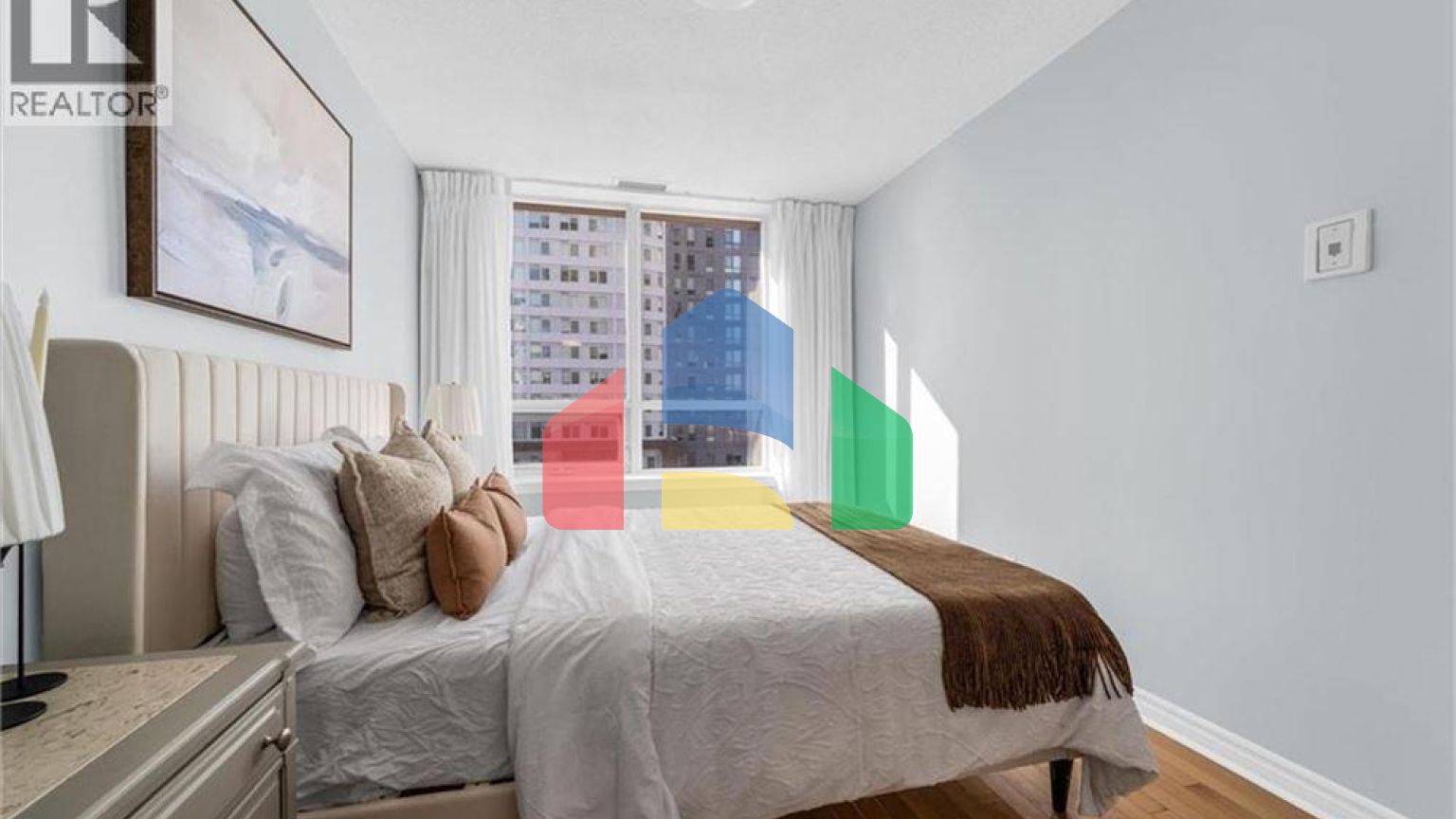 Residential - Condo/Apartment - Mississauga, Canada - Canada