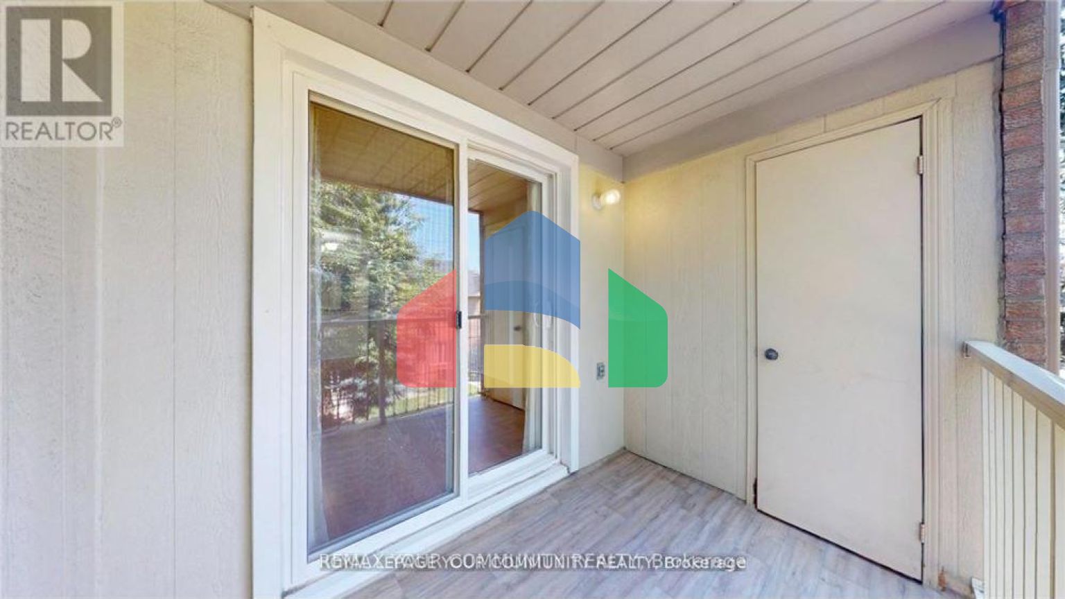 Residential - Condo/Apartment - Mississauga, Canada - Canada