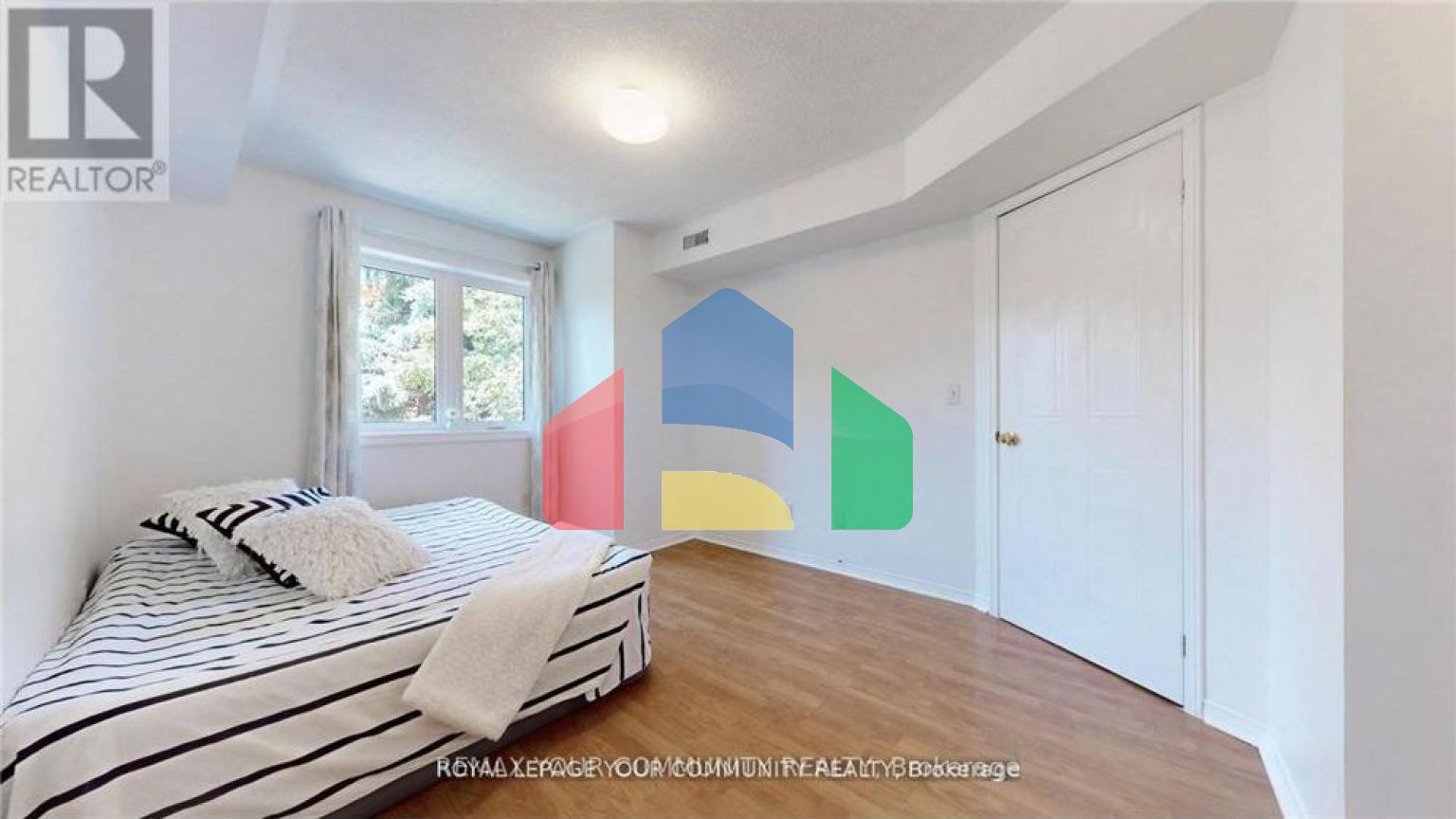 Residential - Condo/Apartment - Mississauga, Canada - Canada