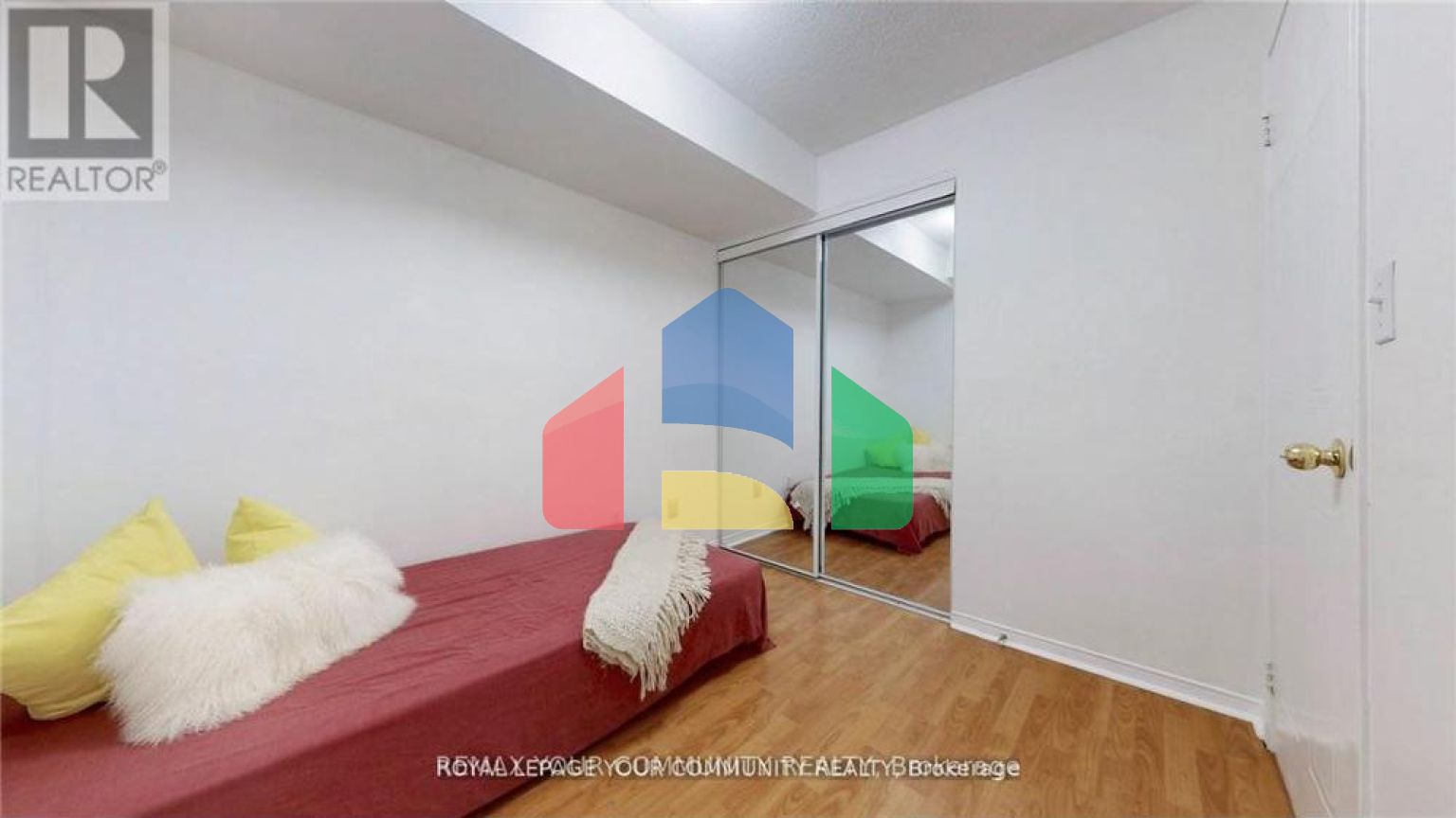 Residential - Condo/Apartment - Mississauga, Canada - Canada