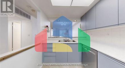 Residential - Condo/Apartment - Mississauga, Canada - Canada