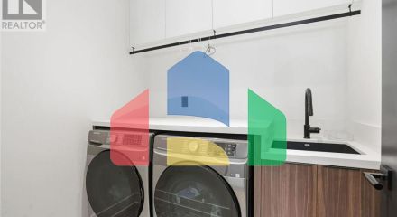 Residential - Single Family Home - Mississauga, Canada - Canada