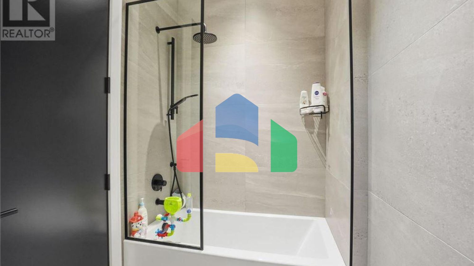 Residential - Single Family Home - Mississauga, Canada - Canada