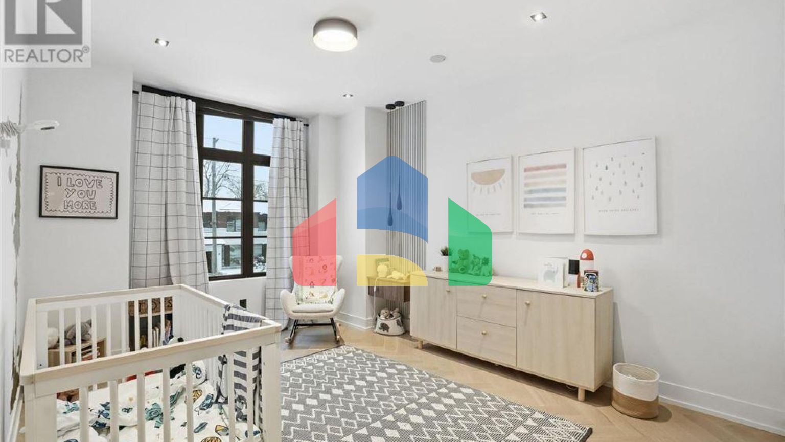 Residential - Single Family Home - Mississauga, Canada - Canada