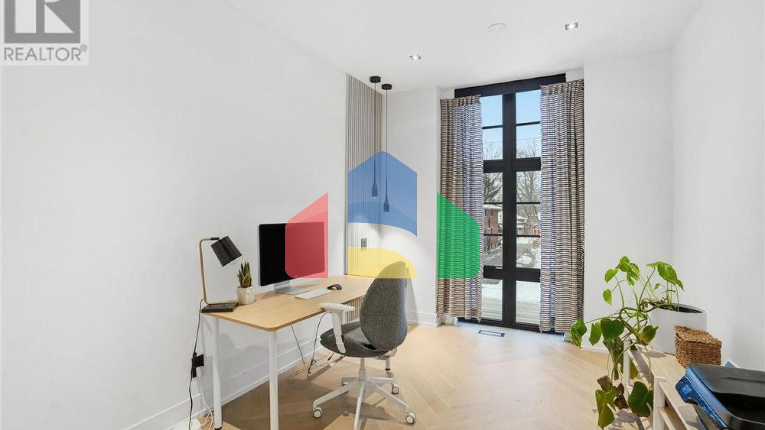 Residential - Single Family Home - Mississauga, Canada - Canada