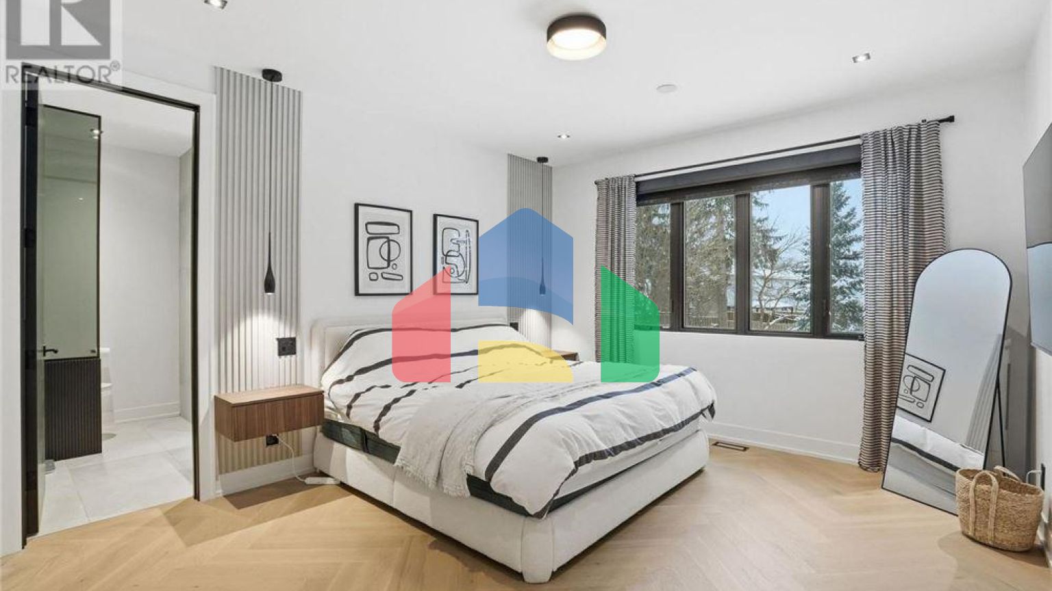 Residential - Single Family Home - Mississauga, Canada - Canada